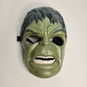 Hasbro Mask Kids OS Green Marvel Hulk Avengers B9973 Chin Activated Smash Mask
